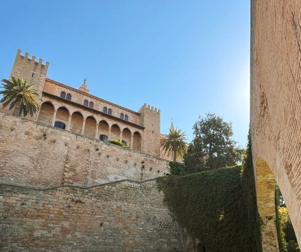 A stroll through the centre of Palma Palma's La Almudaina counterpicado (Palma's backyard)