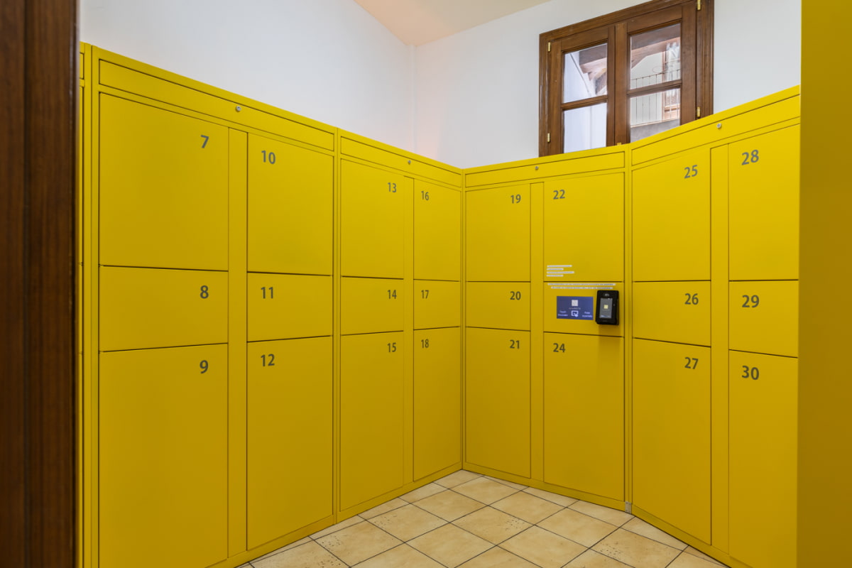 Old Town Lockers, en la plaza Jose Maria Cuadrado